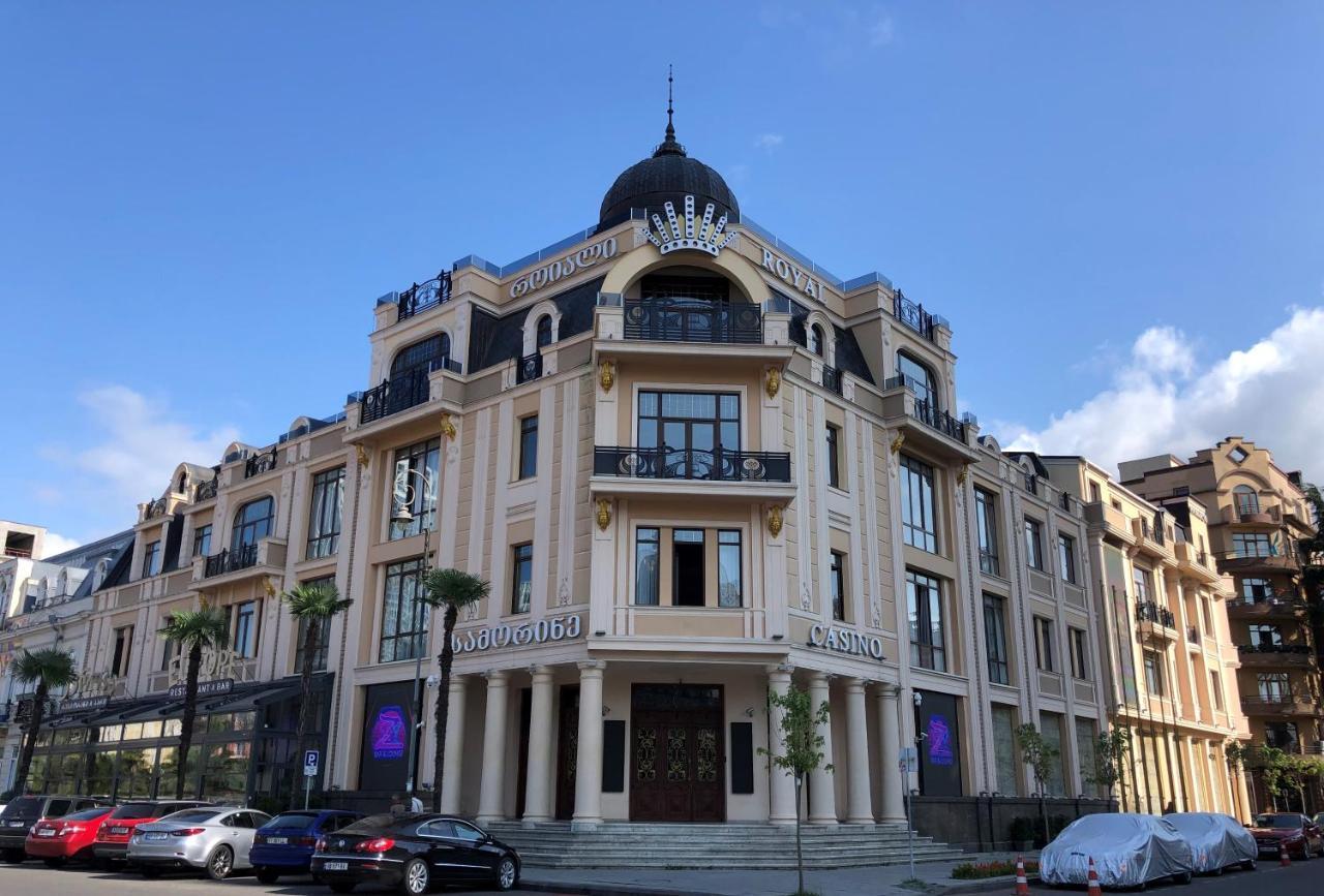 Royal Casino & Hotel Batumi Exterior foto